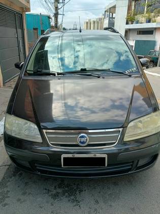 FIAT IDEA 1.4 MPI ELX 8V FLEX 4P MANUAL FIAT IDEA 1.4 MPI ELX 8V FLEX 4P MANUAL